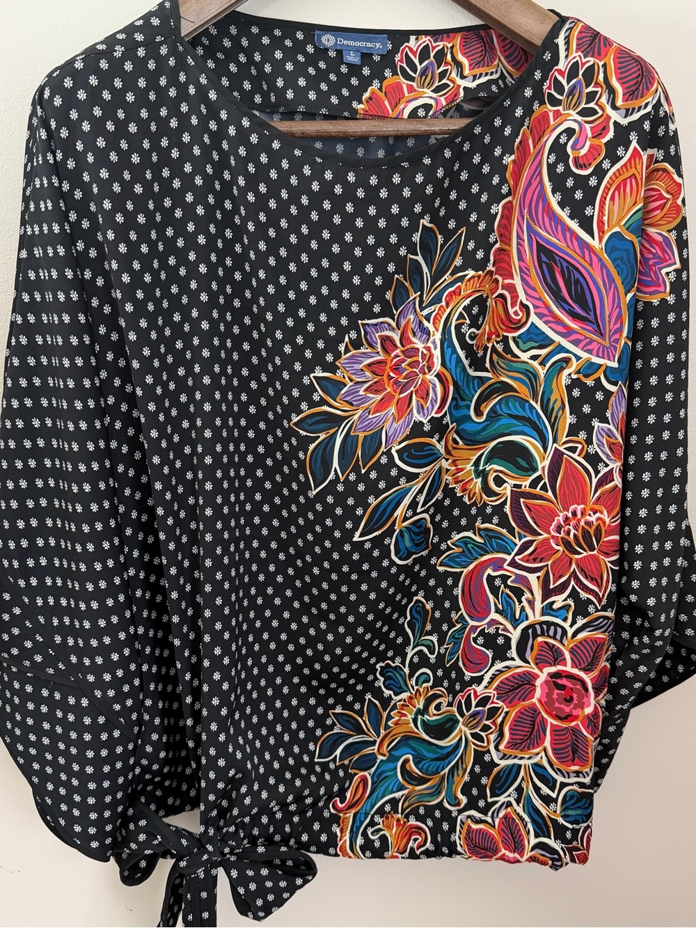 Democracy Black Floral-Print Tie-Hem Tunic with Multicolor Accents